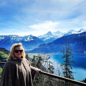 Meet your Posher, Tina